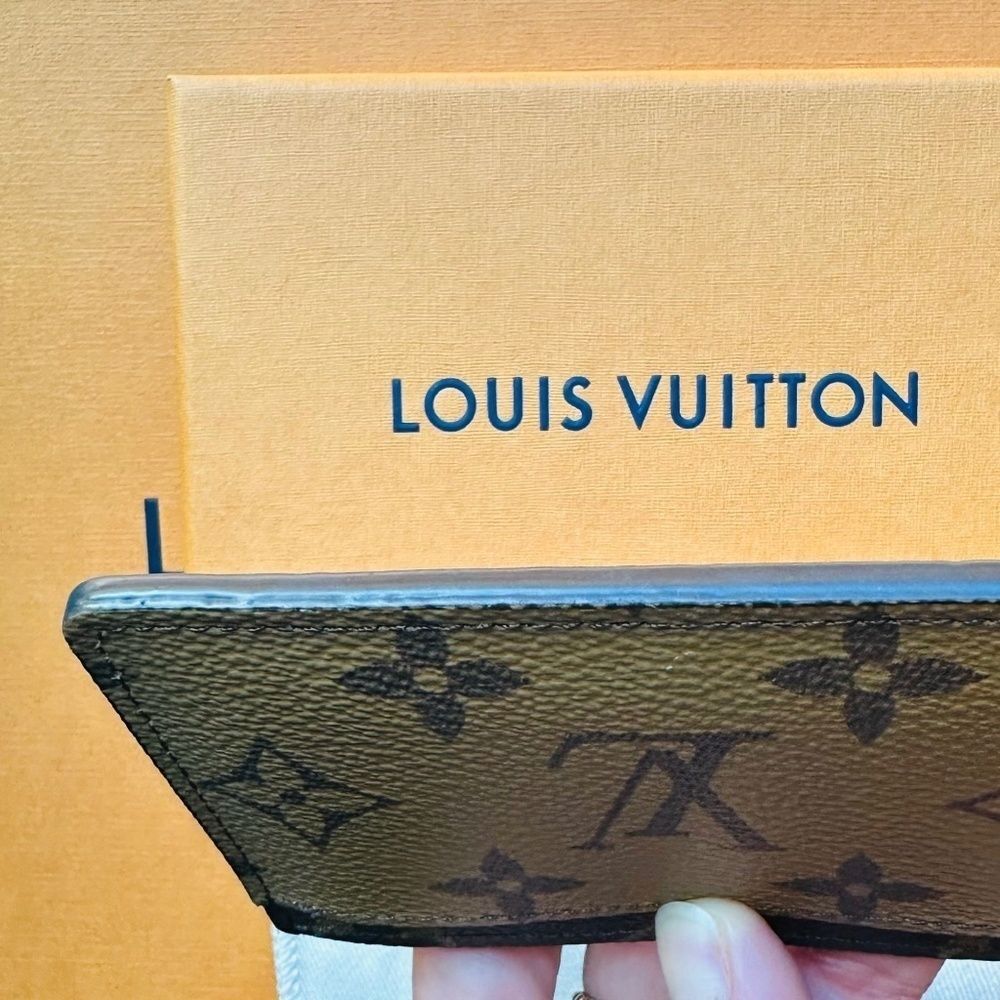 Authentic Louis Vuitton Reverse Monogram Cardholder/Wallet - Picture 7 of 8